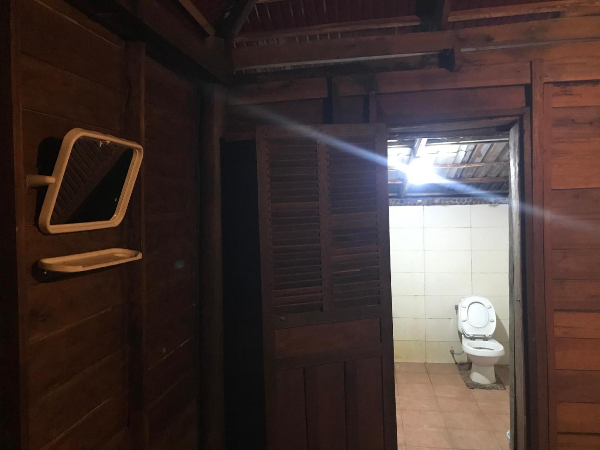 Naks Shack Vandrehjem Koh Ta Kiev Eksteriør billede